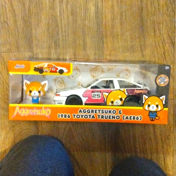 Die cast AE86 Aggretsuko figure - Picture 1 of 5